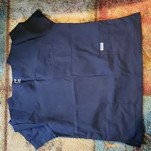 Scrub top 💓3/15💓